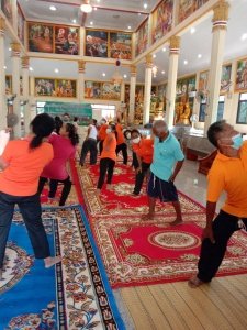 โครงการส่งเสริมการใช้ภูมิปัญญาแพทย์แผนไทยในการป้องกันการเกิดโรค ณ ศาลาวัดทุ่งหนองแหวน โดยกองทุนหลักประกันสุขภาพองค์การบริหารส่วนตำบลมะค่า ร่วมกับ อสม.ทุ่งหนองแหวน        โครงการส่งเสริมการใช้ภูมิปัญญา