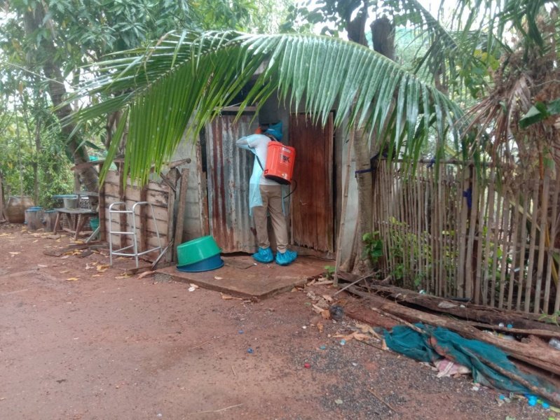 กิจกรรมพ่นยาฆ่าเชื้อไวรัสโคโนา ในตำบลมะค่า ประจำปี 2564