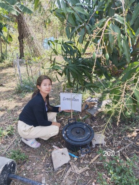 ติดตามการขับเคลื่อนแผนปฏิบัติการเชิงกลยุทธ์แนวใหม่ RE-X-RAY
โครงการถังขยะเปียก ลดโลกร้อน
สำนักปลัด องค์การบริหารส่วนตำบลมะค่า ได้ร่วมติดตามการขับเคลื่อนแผนปฏิบัติการเชิงกลยุทธ์แนวใหม่ RE-X-RAY โครงการ